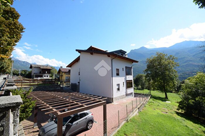 Appartamento trilocale in vendita in Viale Piemonte, Saint Vincent