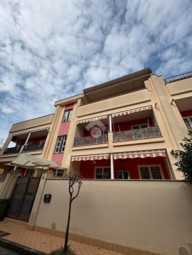 Appartamento trilocale in vendita in Via Bellini, Volla