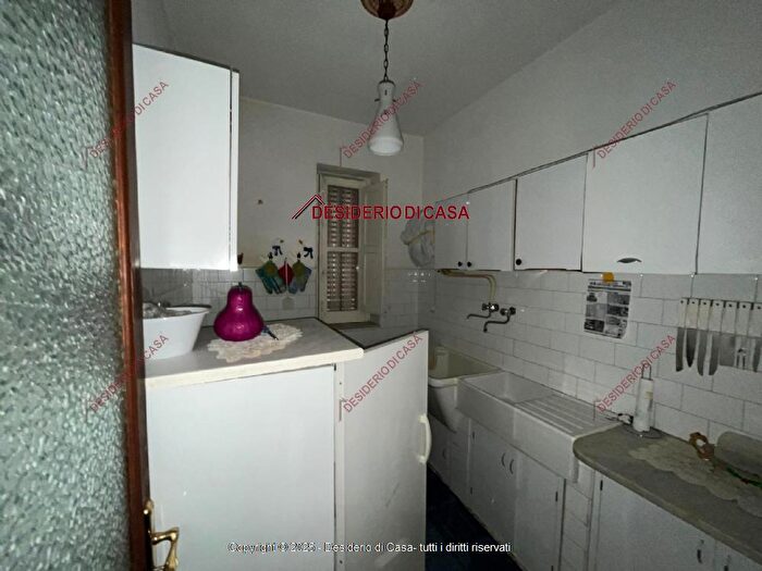 Casa con 7 locali in vendita in Via Regina Elena Giardinello Pa Italia, Giardinello