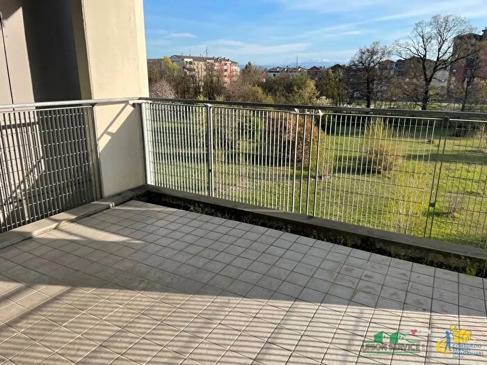 Appartamento bilocale in vendita in Via Sidoli, Parma