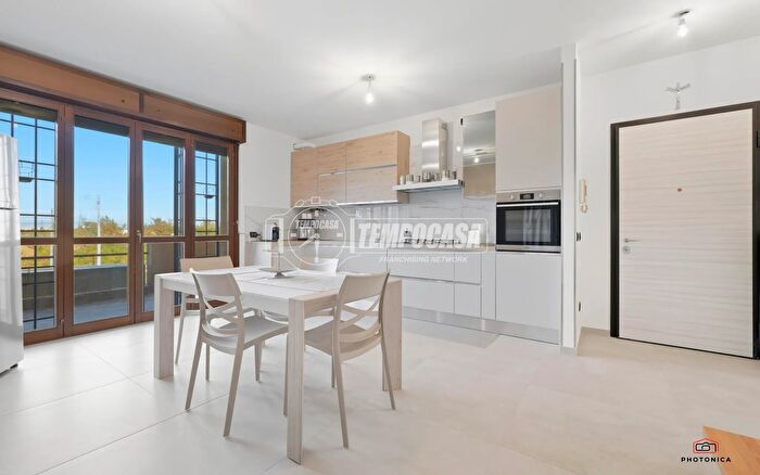 Appartamento quadrilocale in vendita in Calderara Di Reno