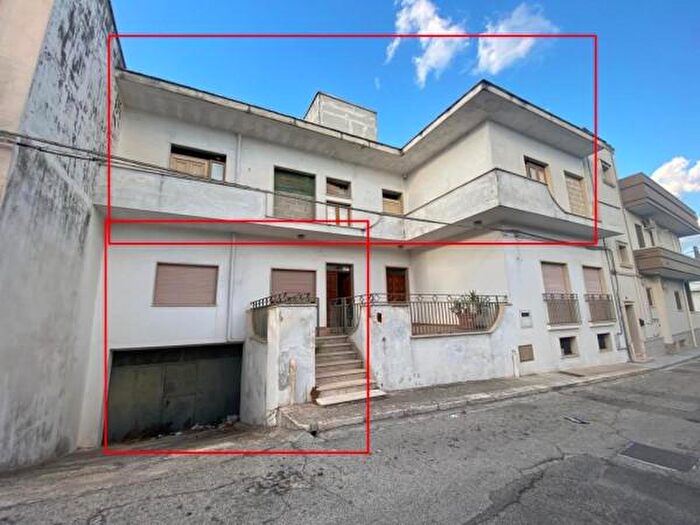 Appartamento con 5 locali in vendita in Via Mmaculatedda, Manduria