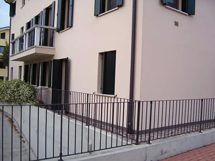 Appartamento trilocale in vendita in Veggiano