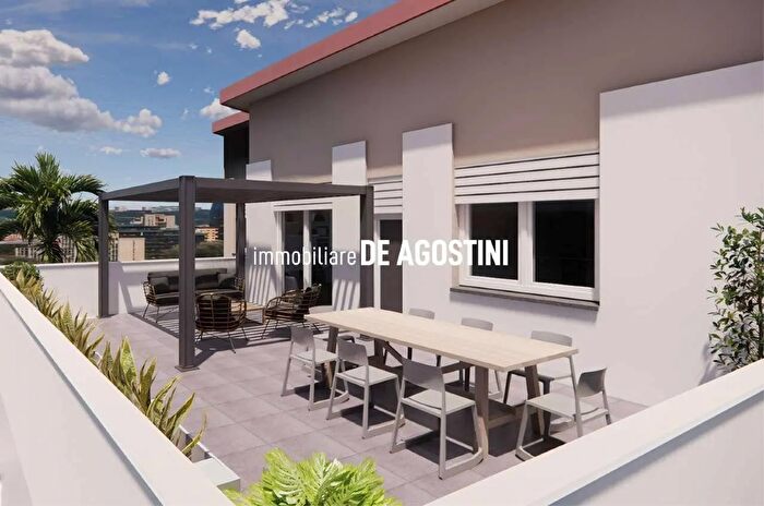 Appartamento trilocale in vendita in Via Mottarone Arona Novara, Arona