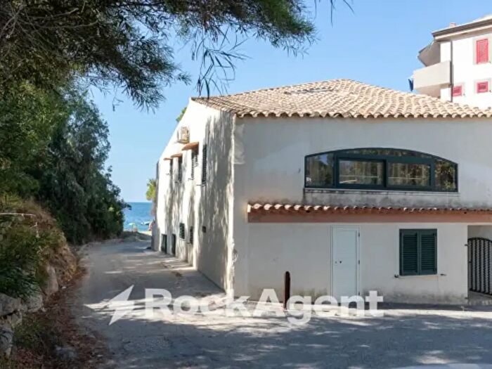 Appartamento bilocale in vendita in Villaggio Praialonga, Isola Di Capo Rizzuto