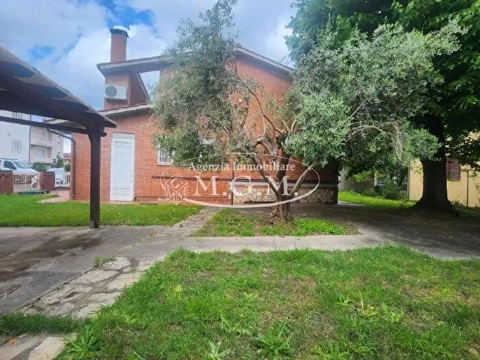 Casa con 16 locali in vendita in Ia Bologna, Calcinaia