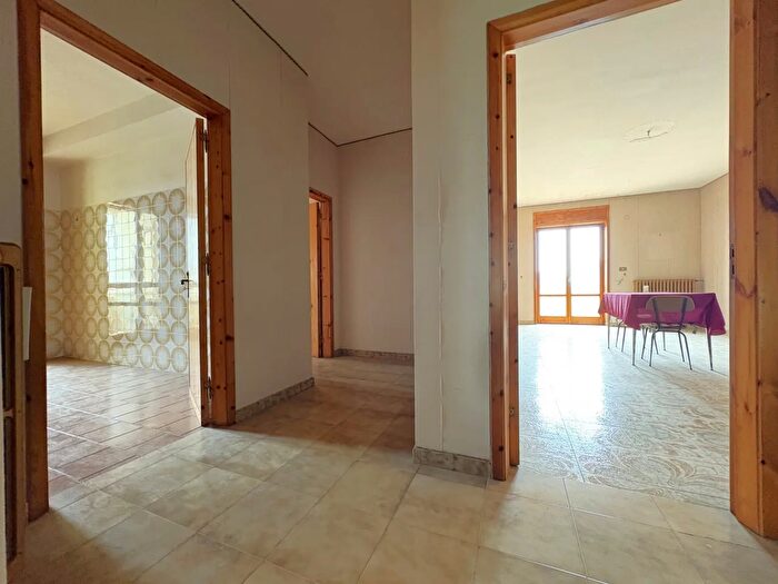 Appartamento quadrilocale in vendita in Via Fratelli Rosselli, Trepuzzi