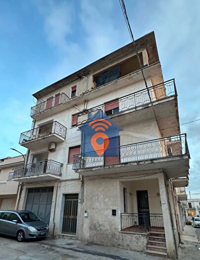 Appartamento con 5 locali in vendita in Via delle Magnolie Castelvetrano, Castelvetrano