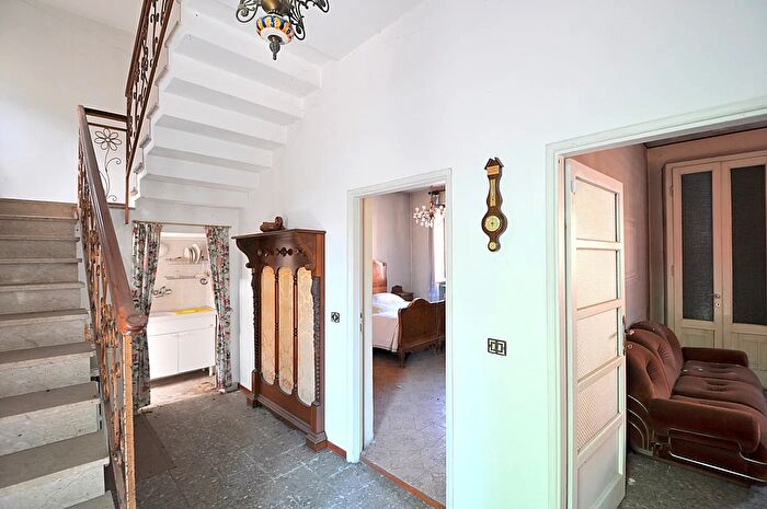 Casa con 5 locali in vendita in Via Garibaldi, Inveruno