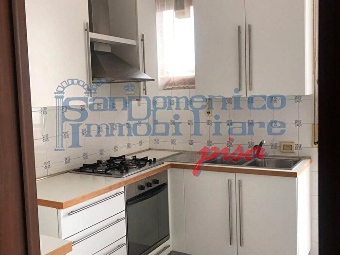 Appartamento trilocale in affitto in Via Pasquale Landi, Landi, Pisa
