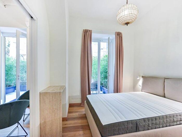 Appartamento trilocale in affitto in Corso Garibaldi, Lanza, Milano