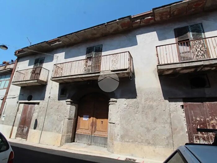 Casa trilocale in vendita in Via Roma, Pontelatone