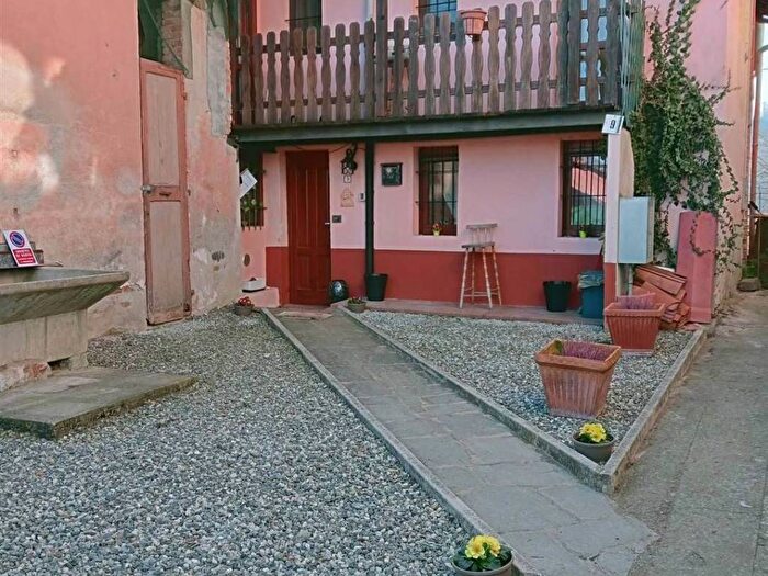 Casa quadrilocale in affitto in Vandorno Piazzo Cossila, Biella