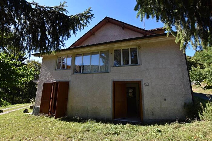 Appartamento con 5 locali in vendita in Via Repiano, Pontinvrea