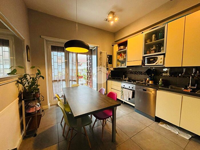 Appartamento con 5 locali in vendita in Via Giulio Aristide Sartorio, Roma