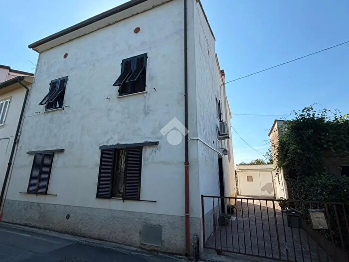 Casa trilocale in vendita in Via San Giovanni Arena Metato, San Giuliano Terme