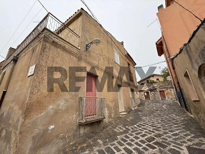 Appartamento trilocale in vendita in Via Nino Bixio, Buscemi