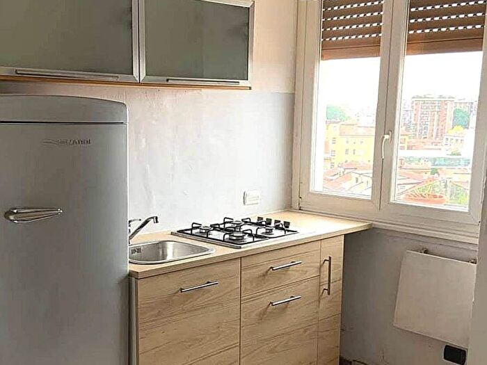 Appartamento bilocale in affitto in Alzaia Naviglio Pavese, Navigli Darsena, Milano