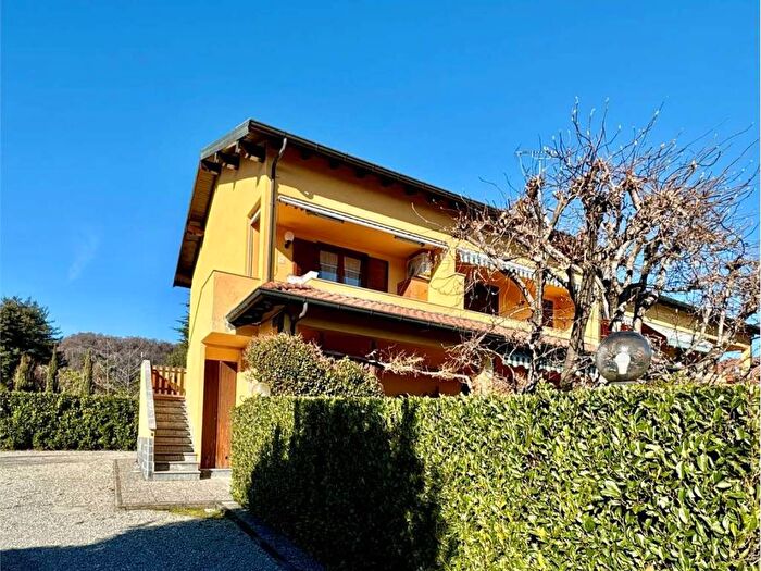 Appartamento trilocale in affitto in VIA A DIAZ, Centro, Lesa