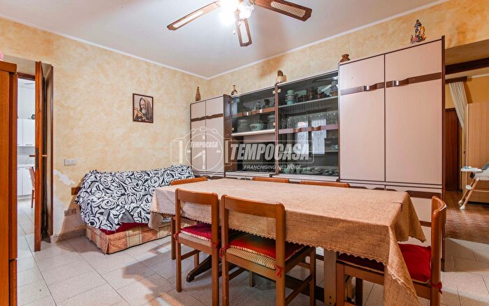 Appartamento quadrilocale in vendita in Via Olona, Solbiate Olona