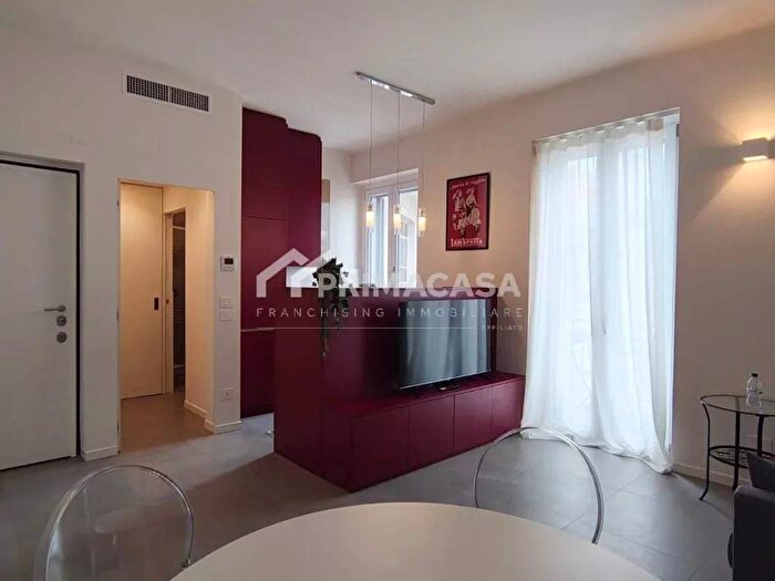 Appartamento bilocale in affitto in Via Giacomo Watt, Barona, Milano