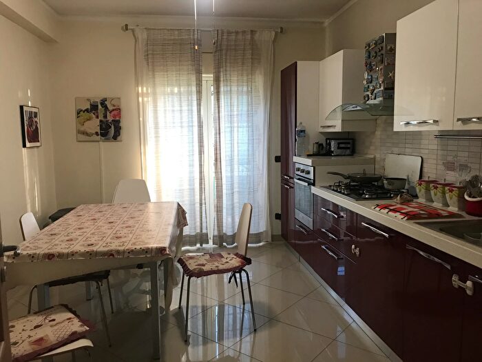 Appartamento trilocale in vendita in Viale delle Medaglie dOro, Catania