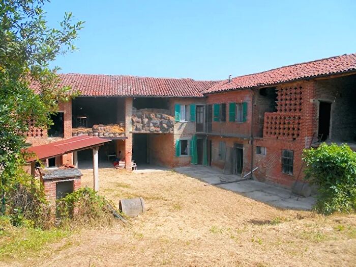 Casa quadrilocale in vendita in Calliano