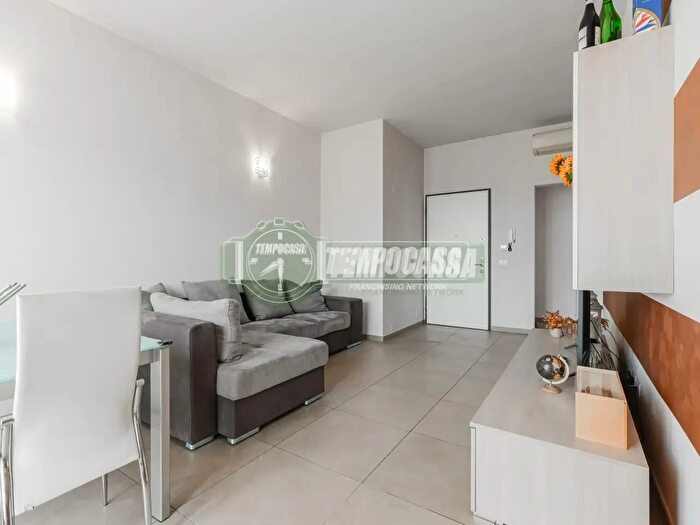 Appartamento trilocale in vendita in Via Pacem in Terris, Spirano