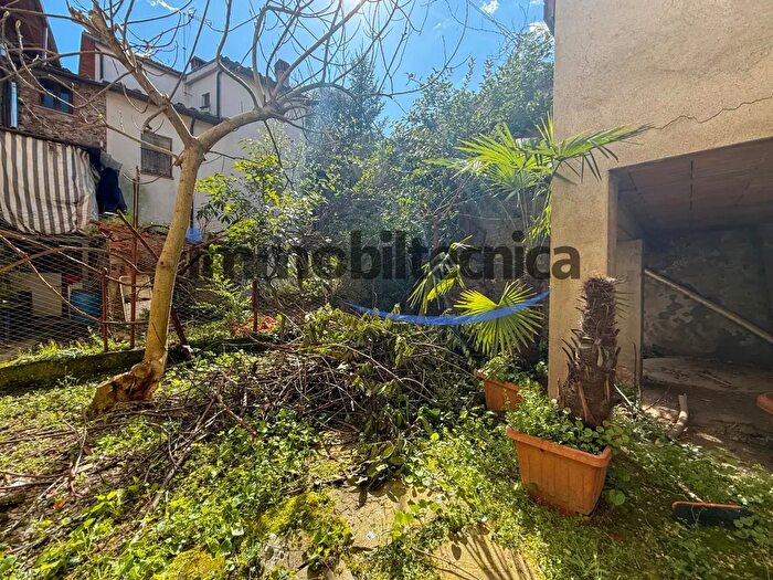 Casa con 5 locali in vendita in Quarata, Arezzo