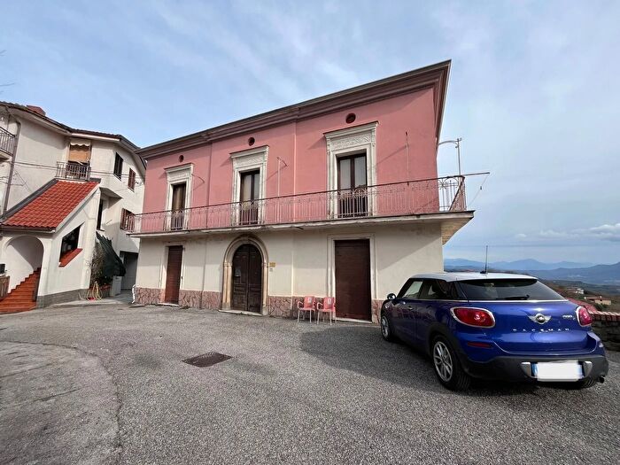 Casa quadrilocale in vendita in Via Roma, San Mauro La Bruca