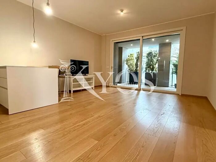 Appartamento trilocale in affitto in Via Privata Chieti, Milano