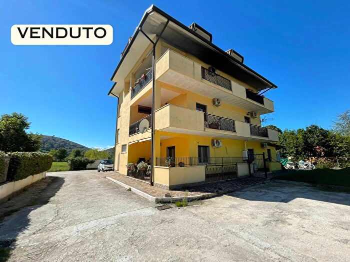Appartamento con 5 locali in vendita in Via Borgo Murata Arce Frosinone, Arce