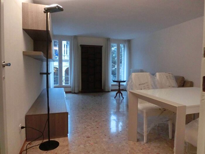 Appartamento trilocale in affitto in Borgo Camillo Benso di Cavour, Sant'Agnese, Treviso