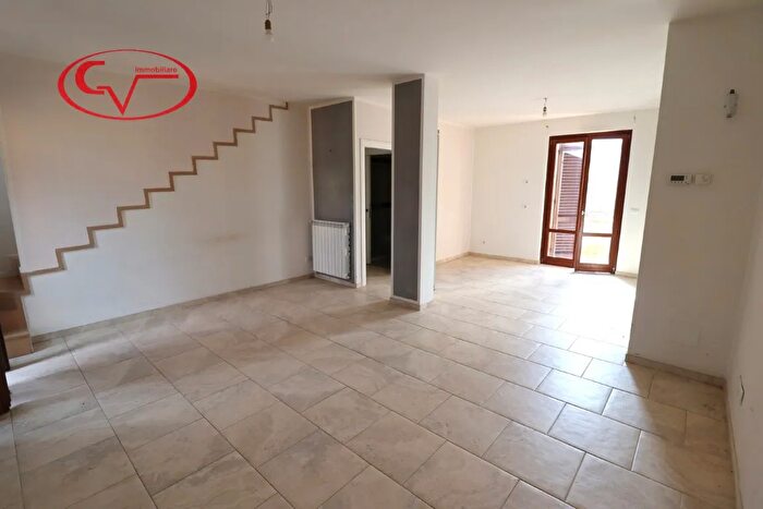 Casa quadrilocale in vendita in Via di Noferi, Montevarchi