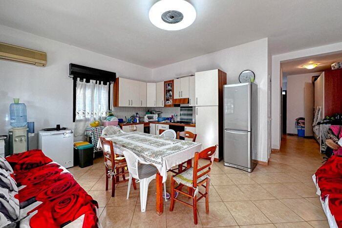 Appartamento trilocale in vendita in Via Veneto, Vittoria