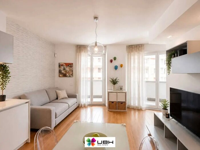 Appartamento trilocale in vendita in Via Vincenzo Foppa, Milano