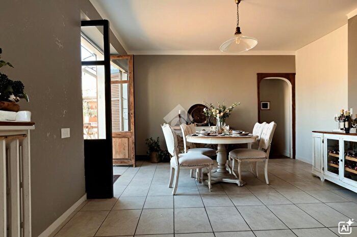 Appartamento trilocale in vendita in Piazza I Maggio, Asti