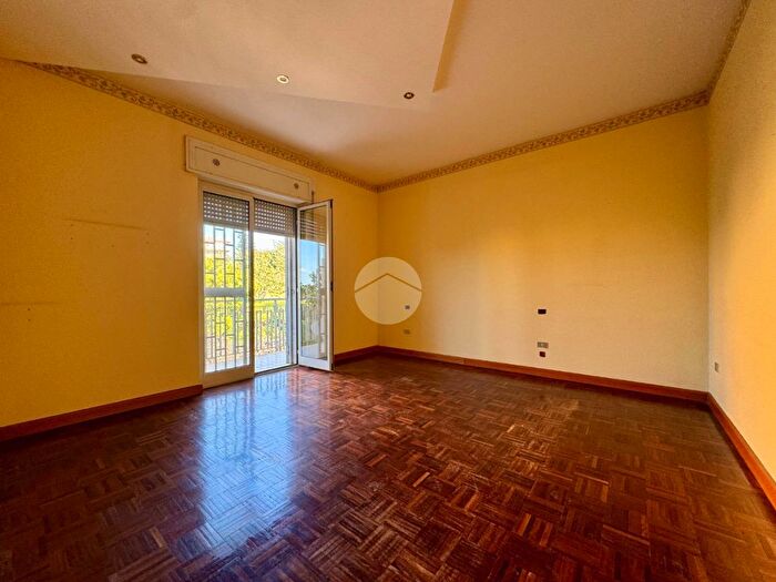 Appartamento trilocale in vendita in Via Casa Schiano, Marano Di Napoli