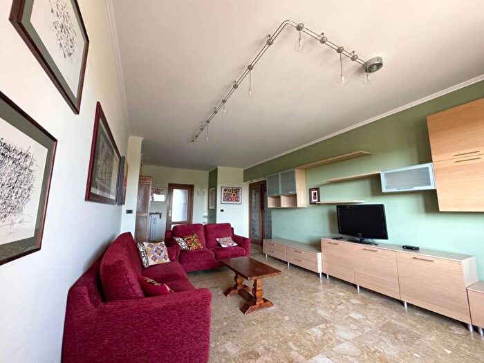 Appartamento quadrilocale in affitto in viale Echirolles, Centro, Grugliasco
