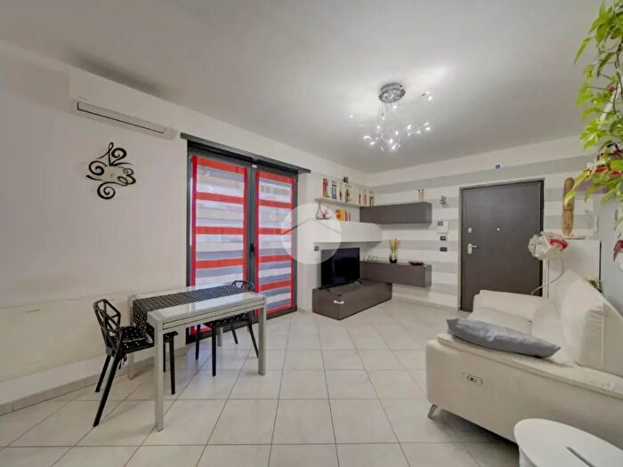 Appartamento quadrilocale in vendita in Via Brenta, Rivoli