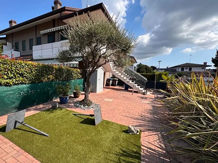 Appartamento quadrilocale in vendita in Vigonovo