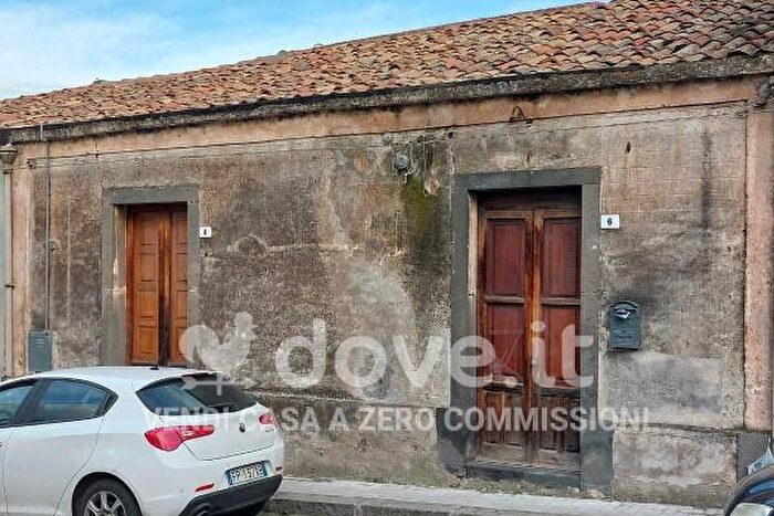Casa trilocale in vendita in Via Serro, Piedimonte Etneo