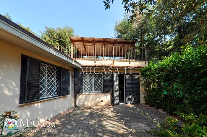 Appartamento bilocale in affitto in Via dei Narcisi, Pisa