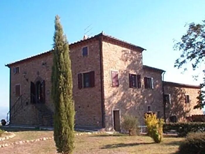 Casa in vendita in Montecatini Val Di Cecina
