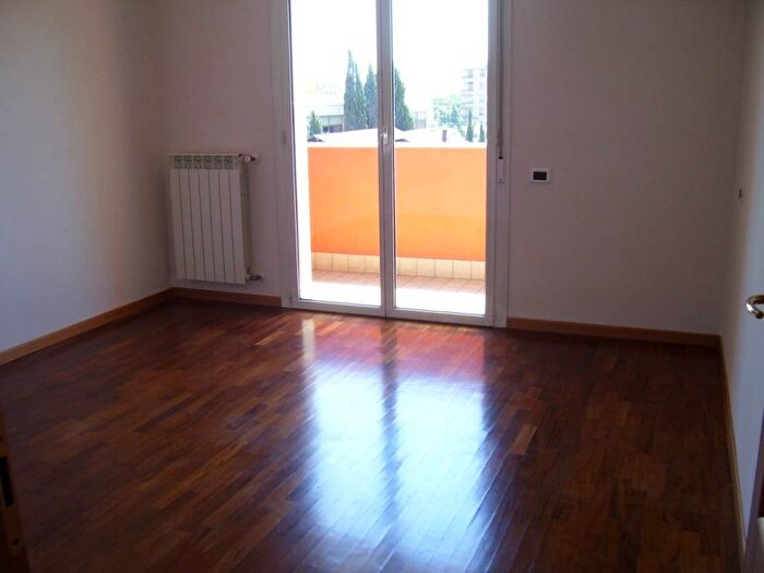 Appartamento quadrilocale in affitto in Oneglia, Imperia