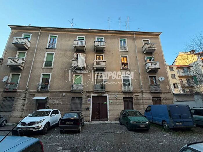 Case in Vendita e in Affitto - 3