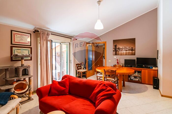 Appartamento bilocale in vendita in Via Duca degli Abruzzi, San Giovanni La Punta