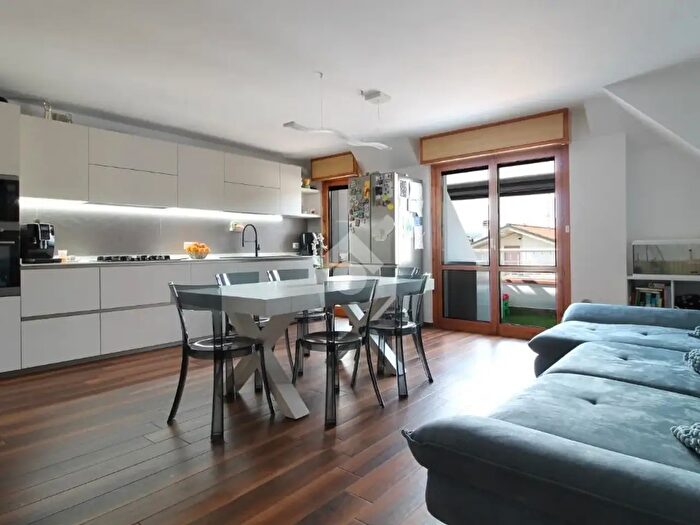 Appartamento trilocale in vendita in Via Val Badia, San Benedetto Del Tronto