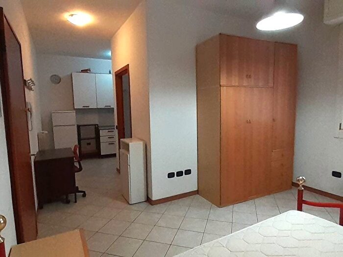 Appartamento monolocale in affitto in Via Don Giuseppe Dossetti, Bolognina, Bologna