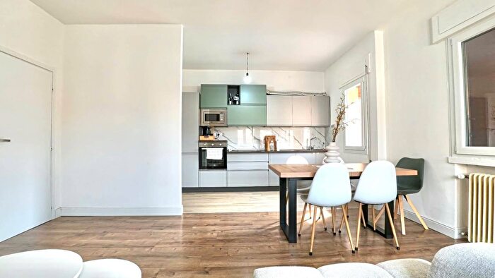 Appartamento con 5 locali in vendita in Via Marco Polo, Conegliano